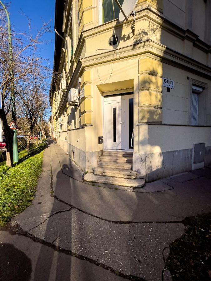 Apartamento Lechner Mansion Szeged Exterior foto